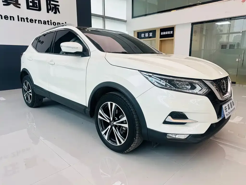 Nissan Qashqai — фото 3