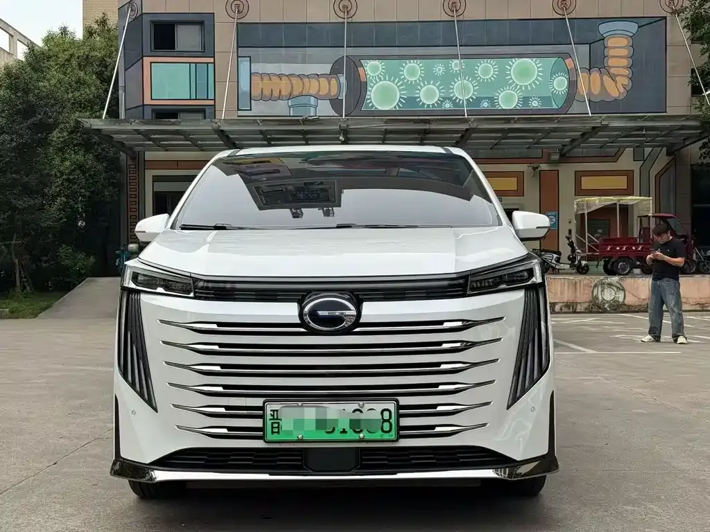 GAC Motor Trumpchi E9 — фото 4