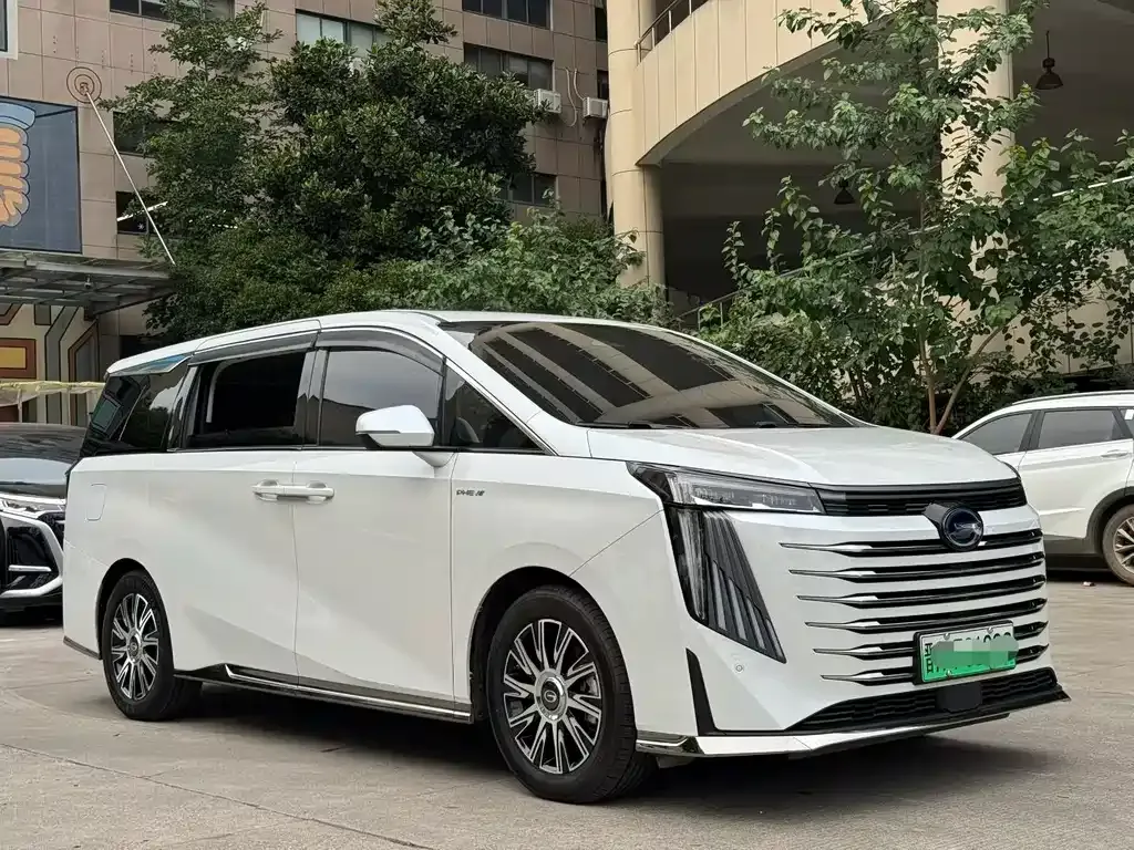 GAC Motor Trumpchi E9 — фото 7