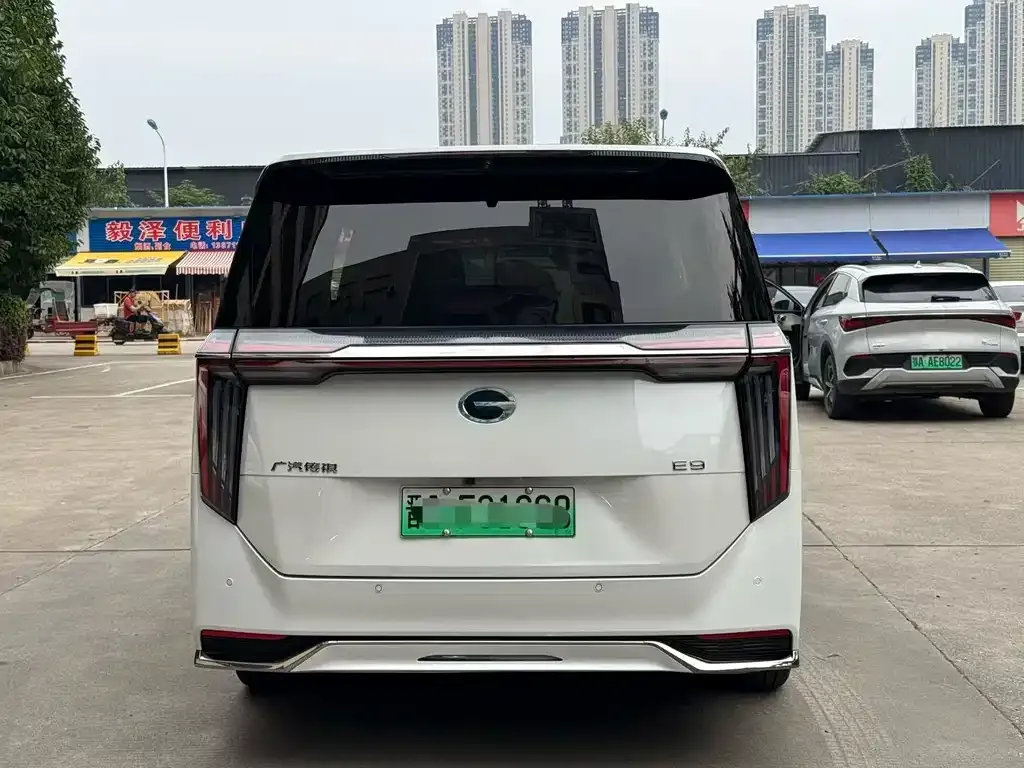 GAC Motor Trumpchi E9 — фото 3