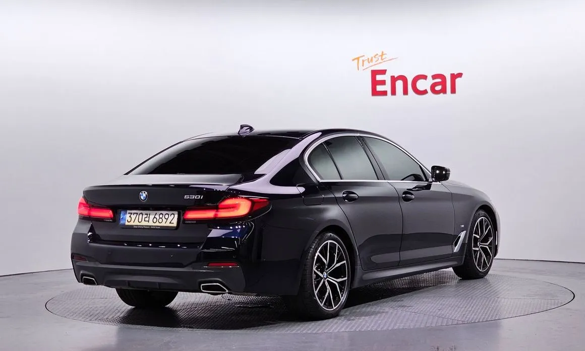 BMW 5-Series 2022 из KR, фото 10