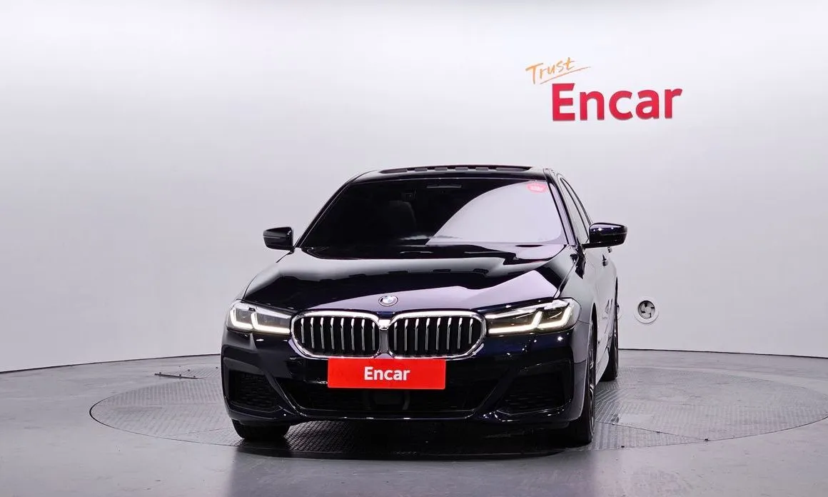 BMW 5-Series 2022 из KR, фото 8