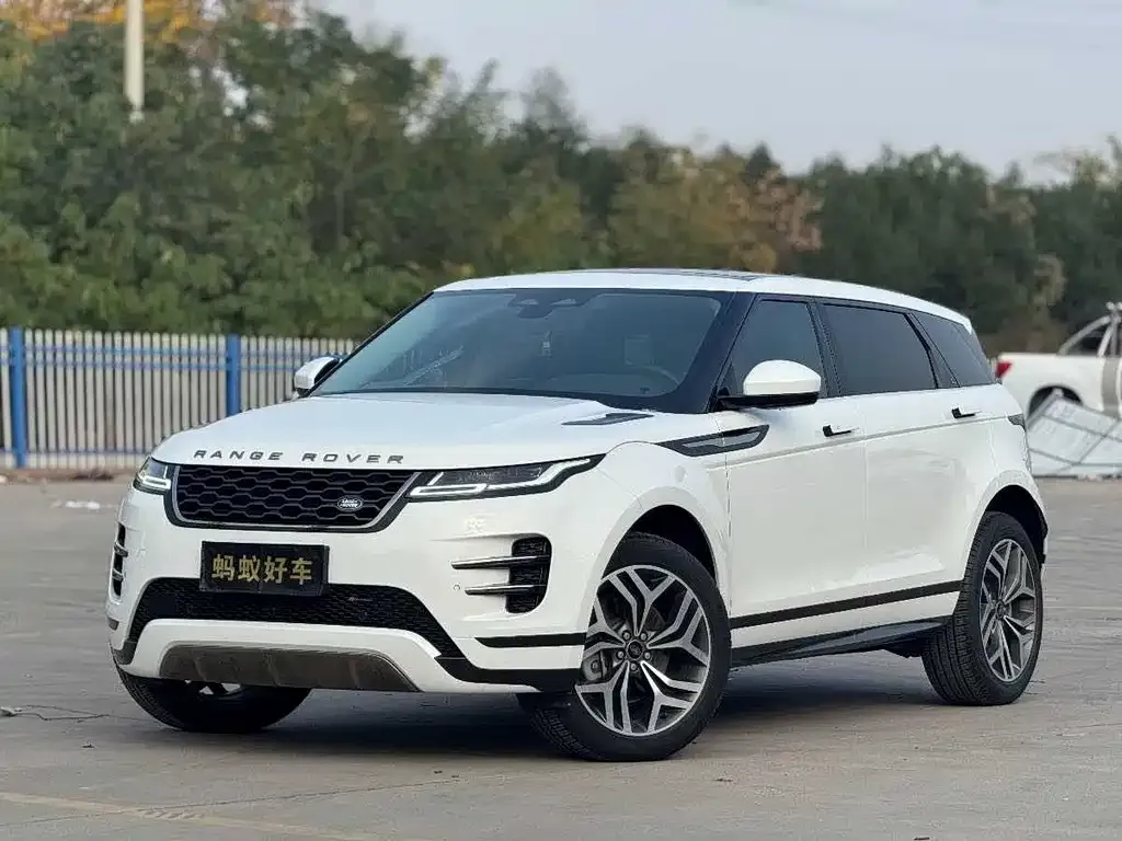 Land Rover Evoque — фото 1