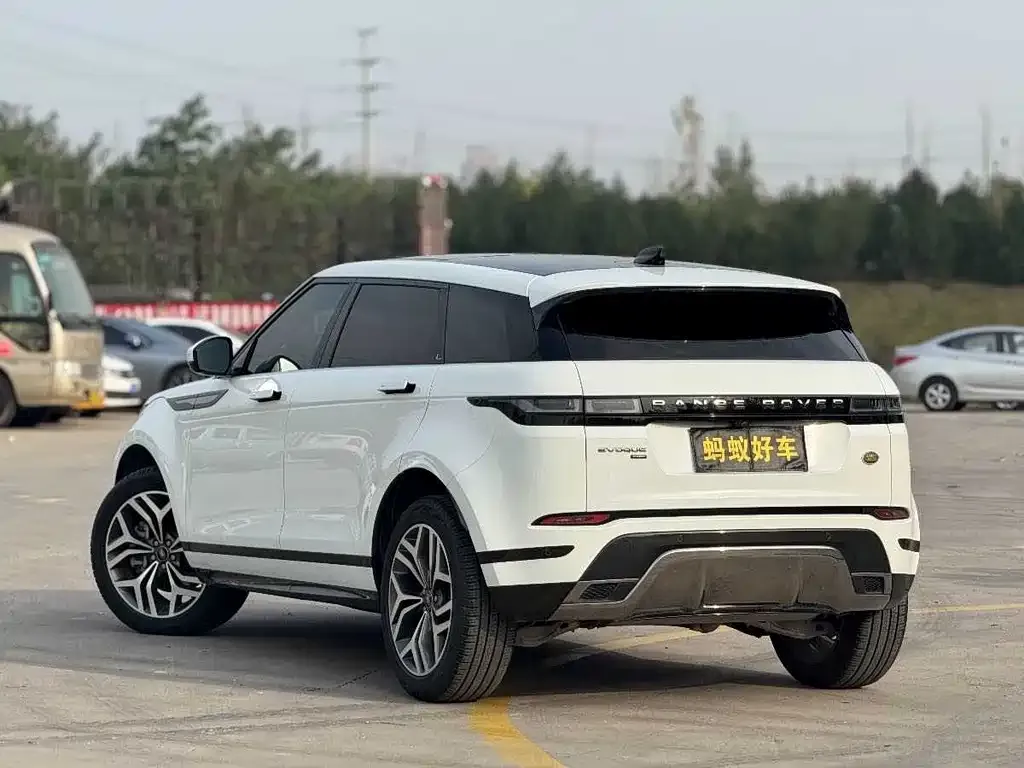 Land Rover Evoque — фото 4