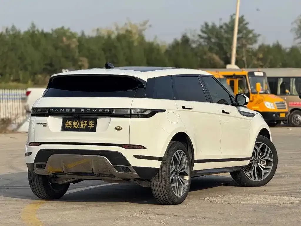 Land Rover Evoque — фото 8