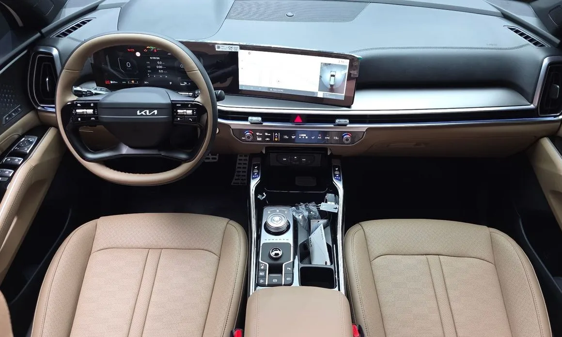 Kia Sorento — фото 10