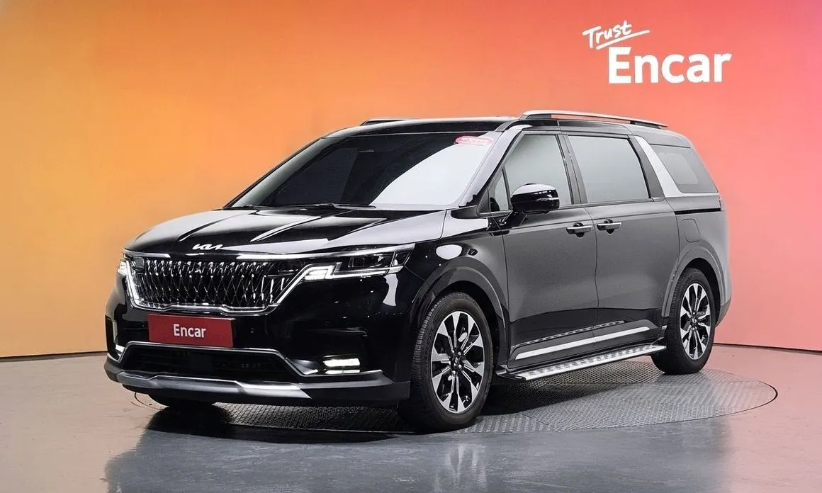 Kia Carnival — фото 1