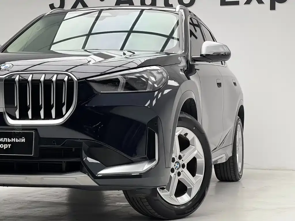 BMW X1 — фото 7