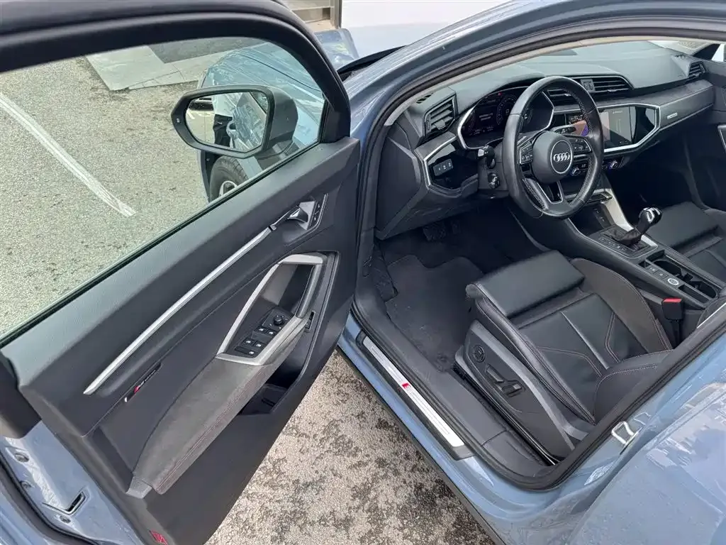 Audi Q3 Sportback — фото 9