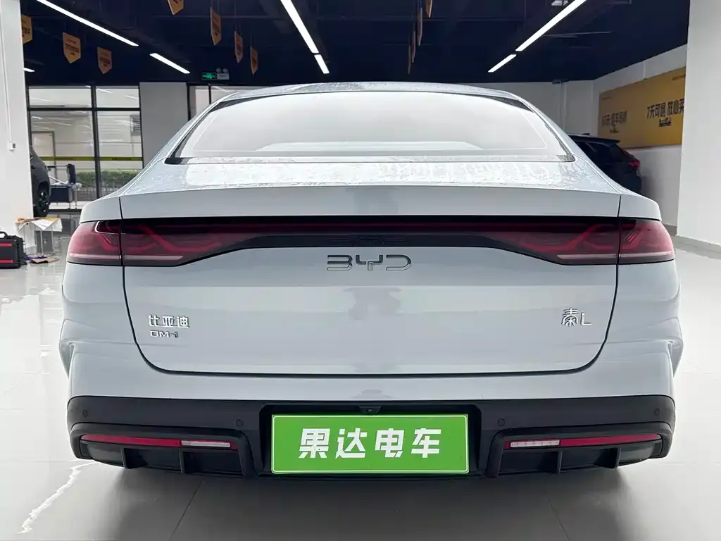 BYD Qin L — фото 3