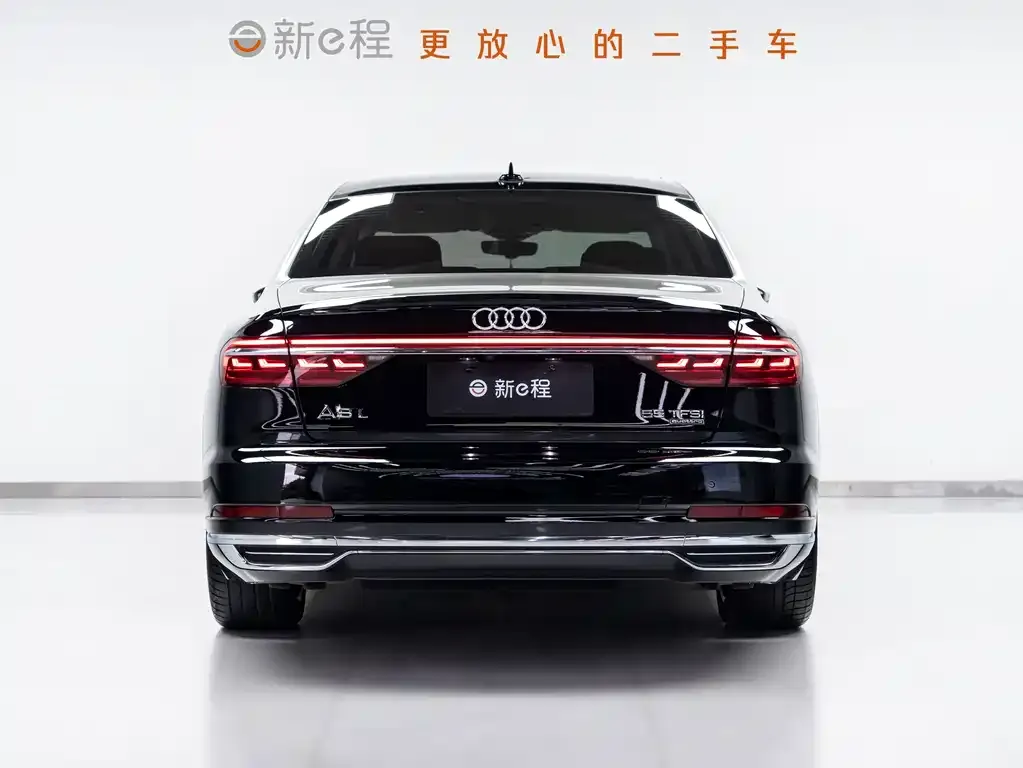Audi A8 — фото 2