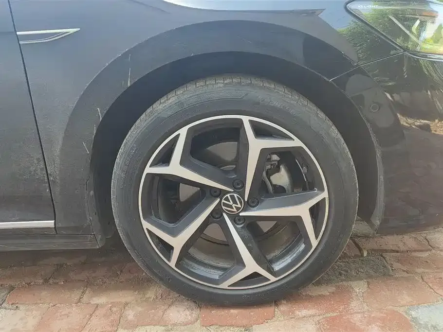 Volkswagen Passat — фото 2