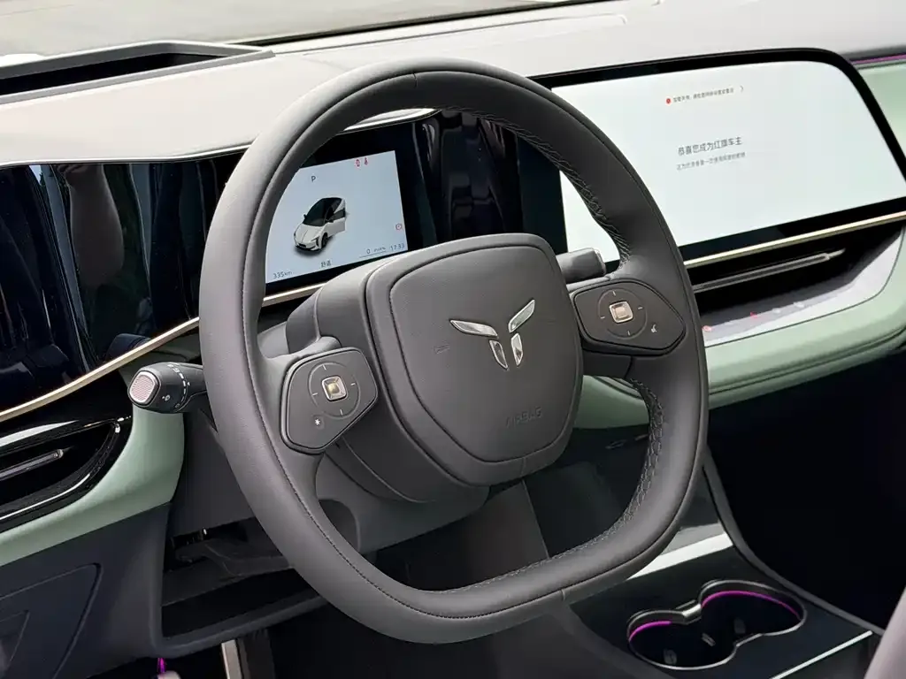 Hongqi EH7 — фото 3