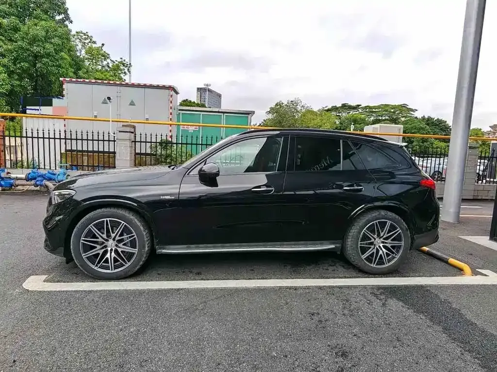 Mercedes-Benz GLC AMG — фото 6