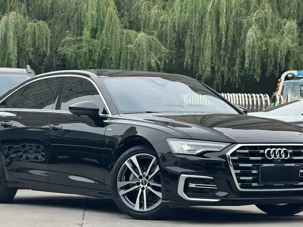 Audi A6L — фото 7