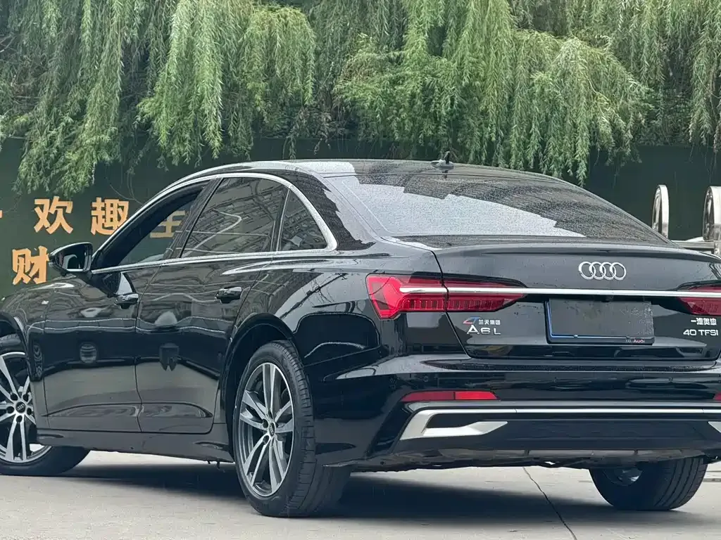 Audi A6L — фото 10