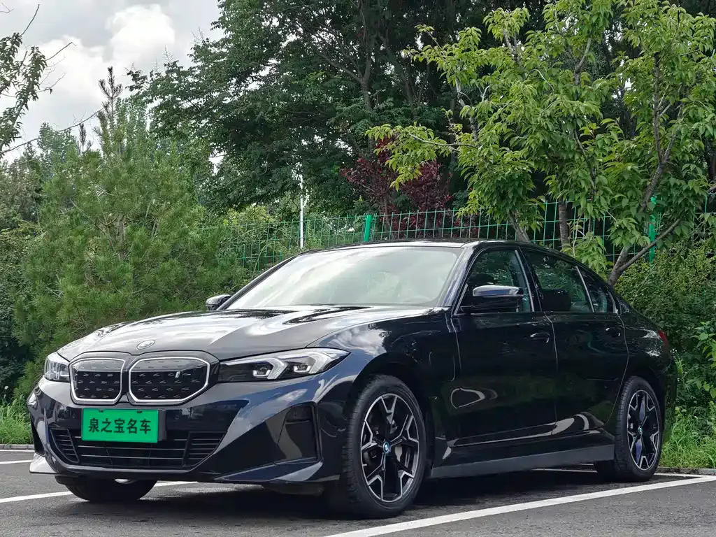 BMW i3 — фото 1