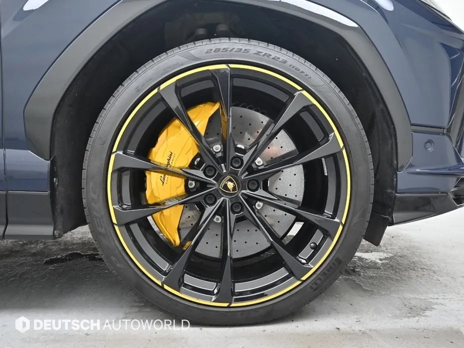 Lamborghini Urus — фото 6