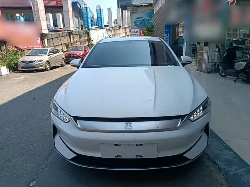 BYD Qin PLUS — фото 9
