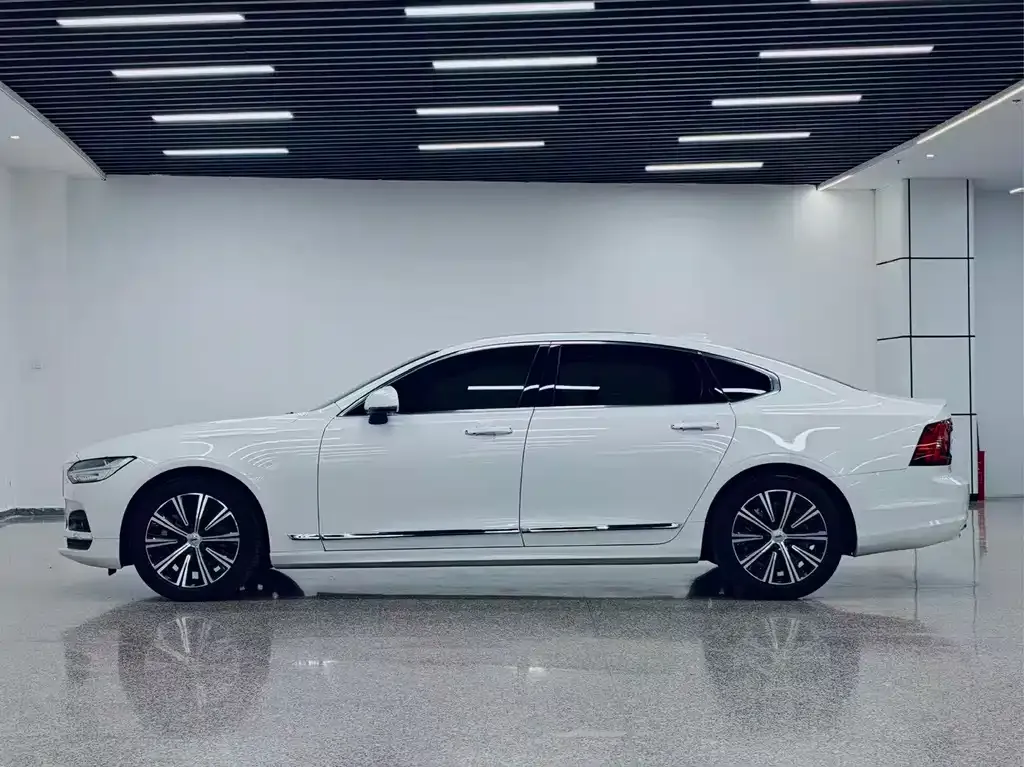 Volvo S90 — фото 6