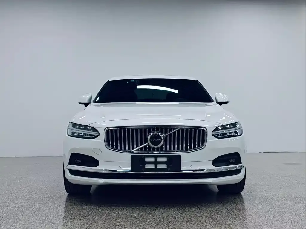 Volvo S90 — фото 3