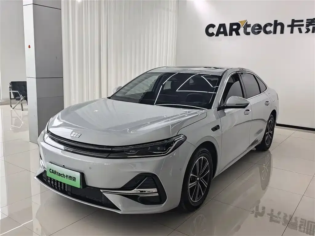 Geely 银河A7 EM