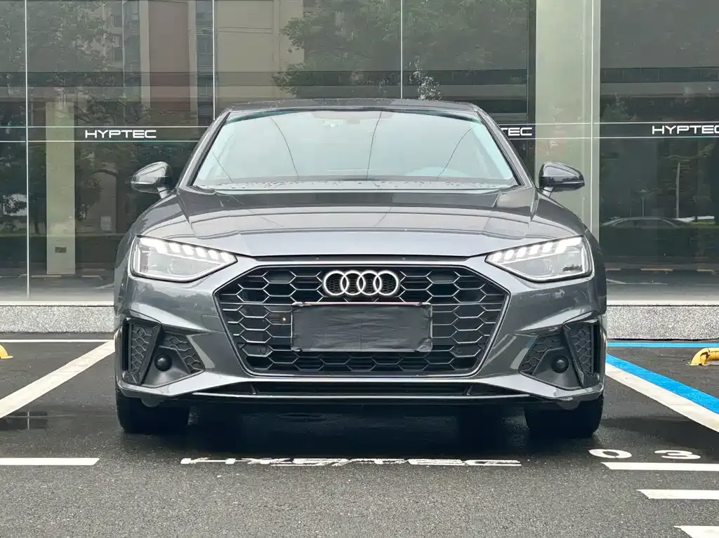 Audi A4L — фото 2