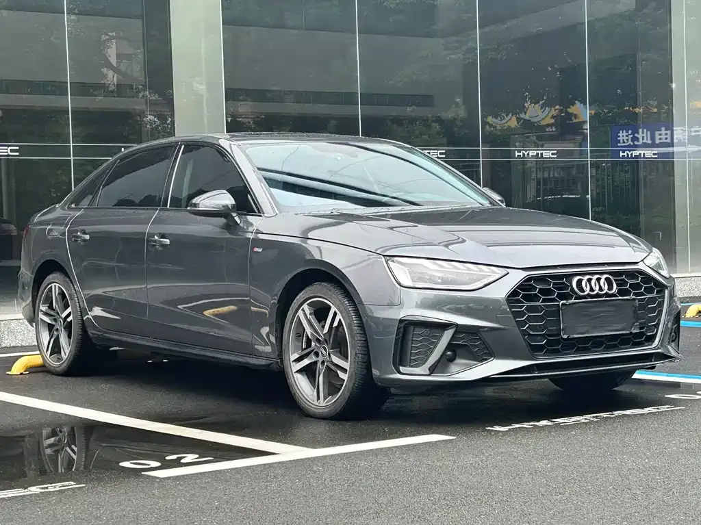 Audi A4L — фото 8