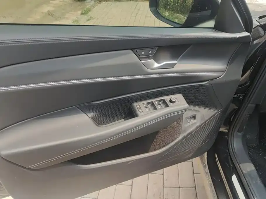 Volkswagen Passat — фото 4