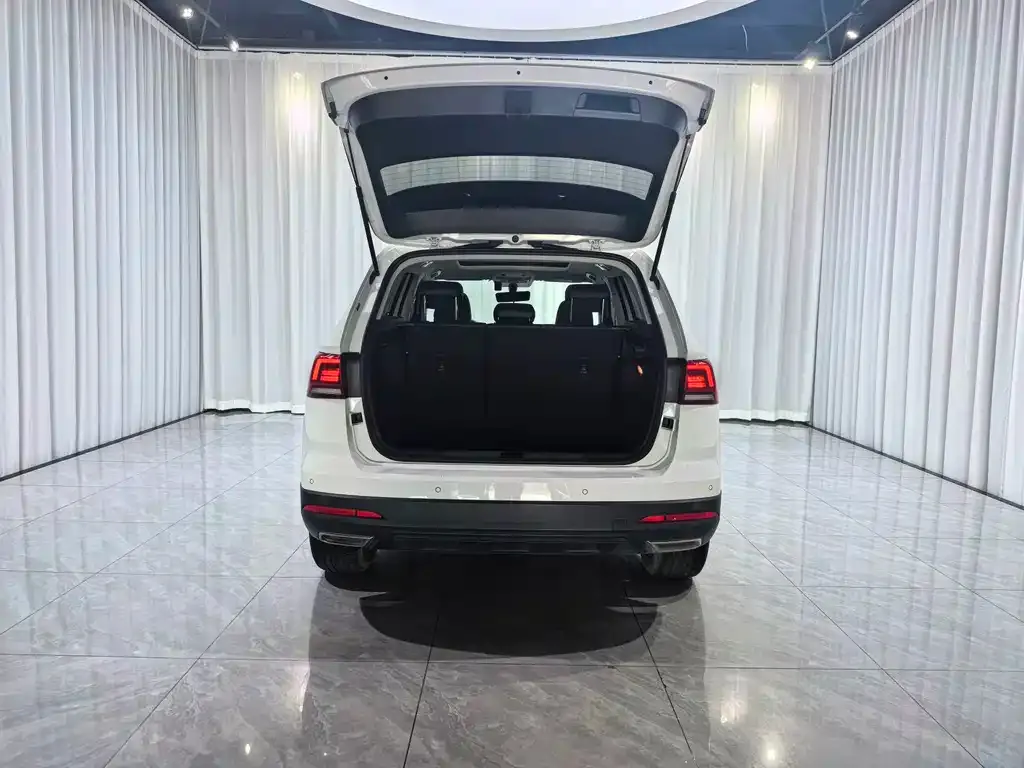 Volkswagen Tharu — фото 10