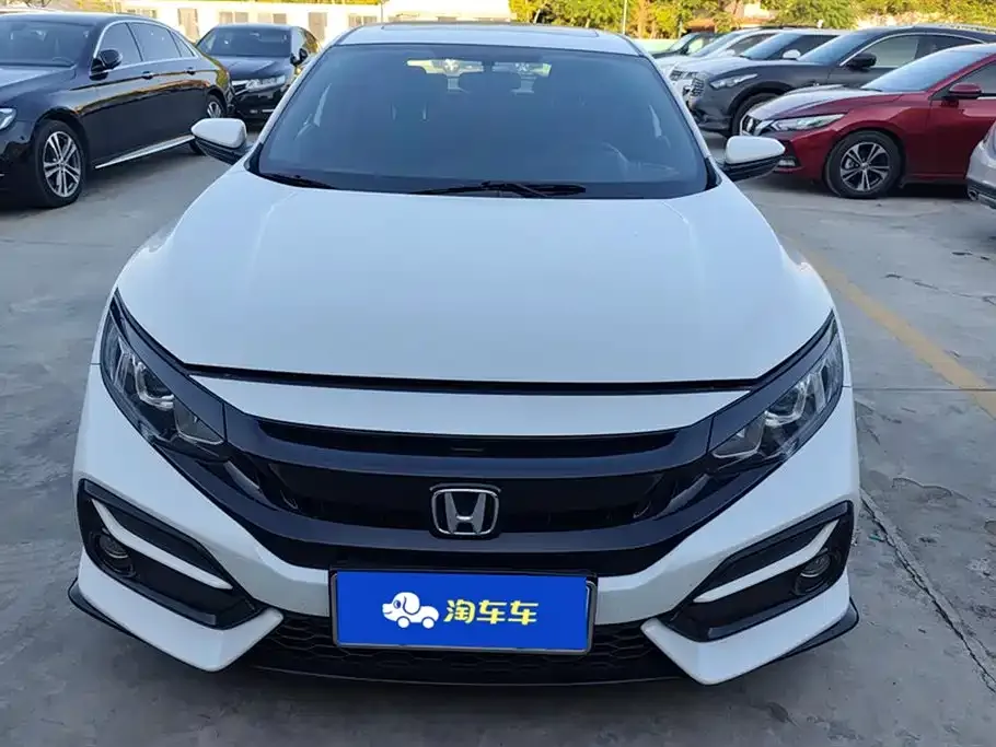 Honda Civic — фото 7