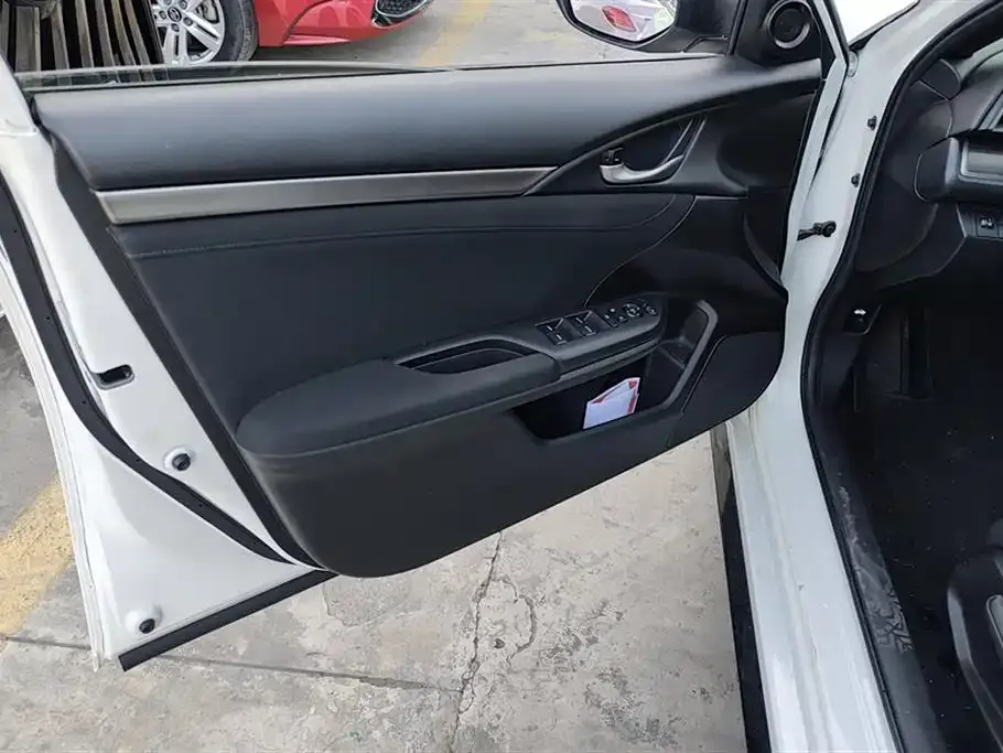 Honda Civic — фото 5