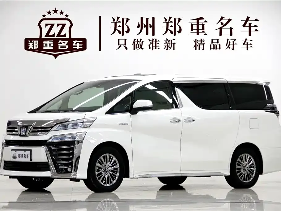 Toyota Vellfire — фото 1