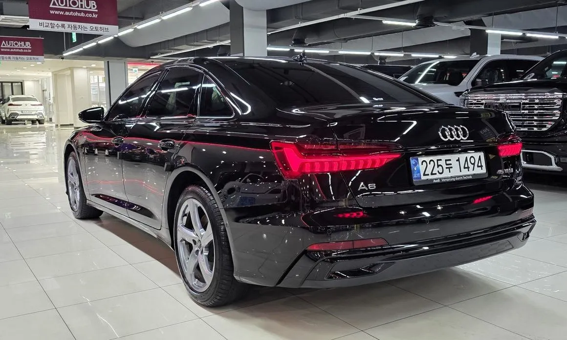 Audi A6 — фото 8