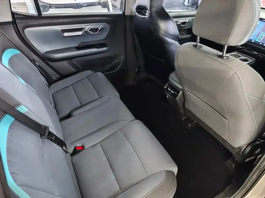 Aion Y — фото 4