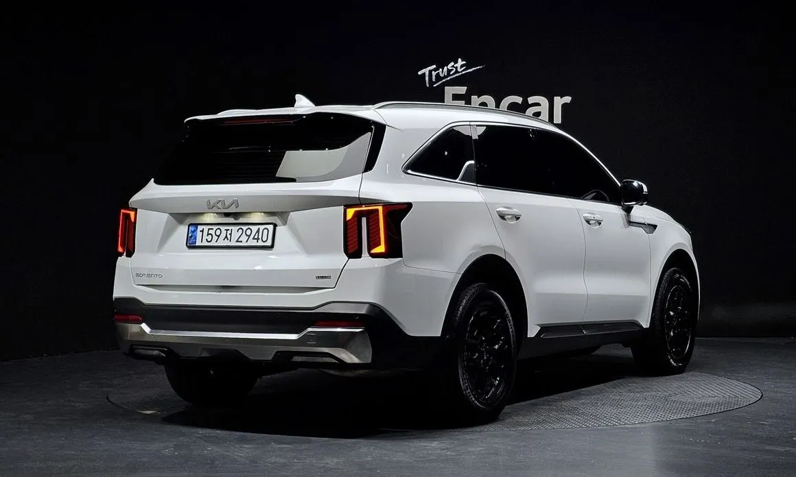 Kia Sorento — фото 4