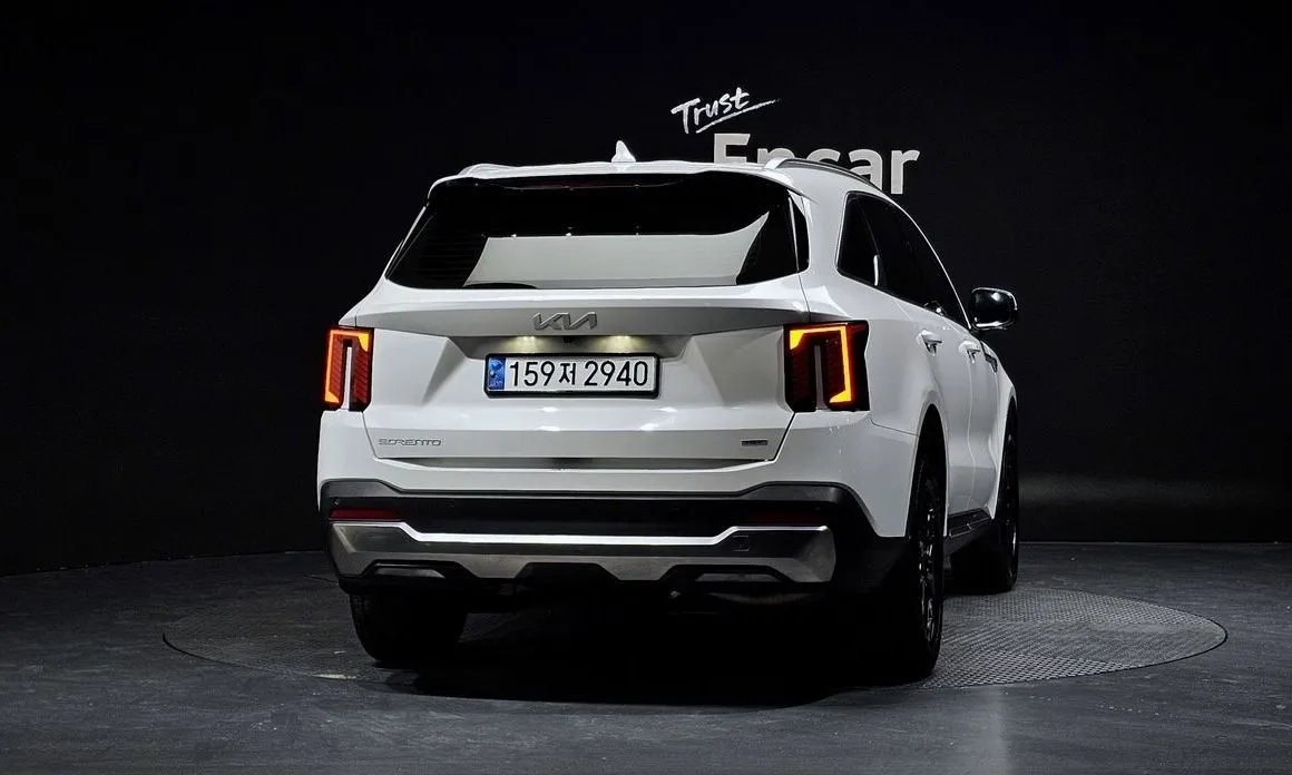Kia Sorento — фото 6