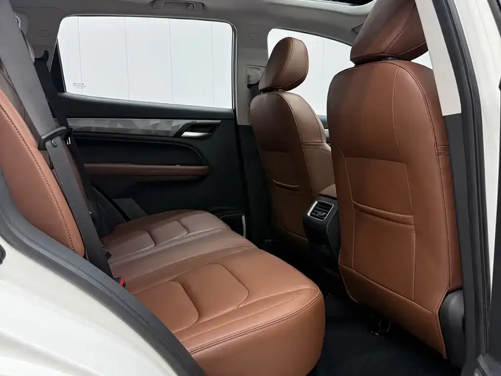 Geely Vision X6 — фото 10
