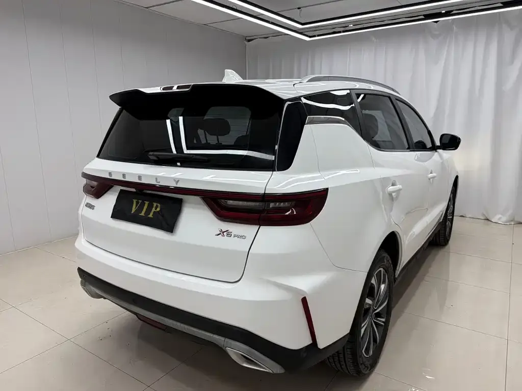Geely Vision X6 — фото 7