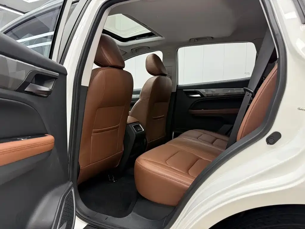 Geely Vision X6 — фото 9