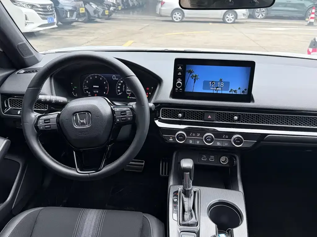 Honda Civic — фото 7
