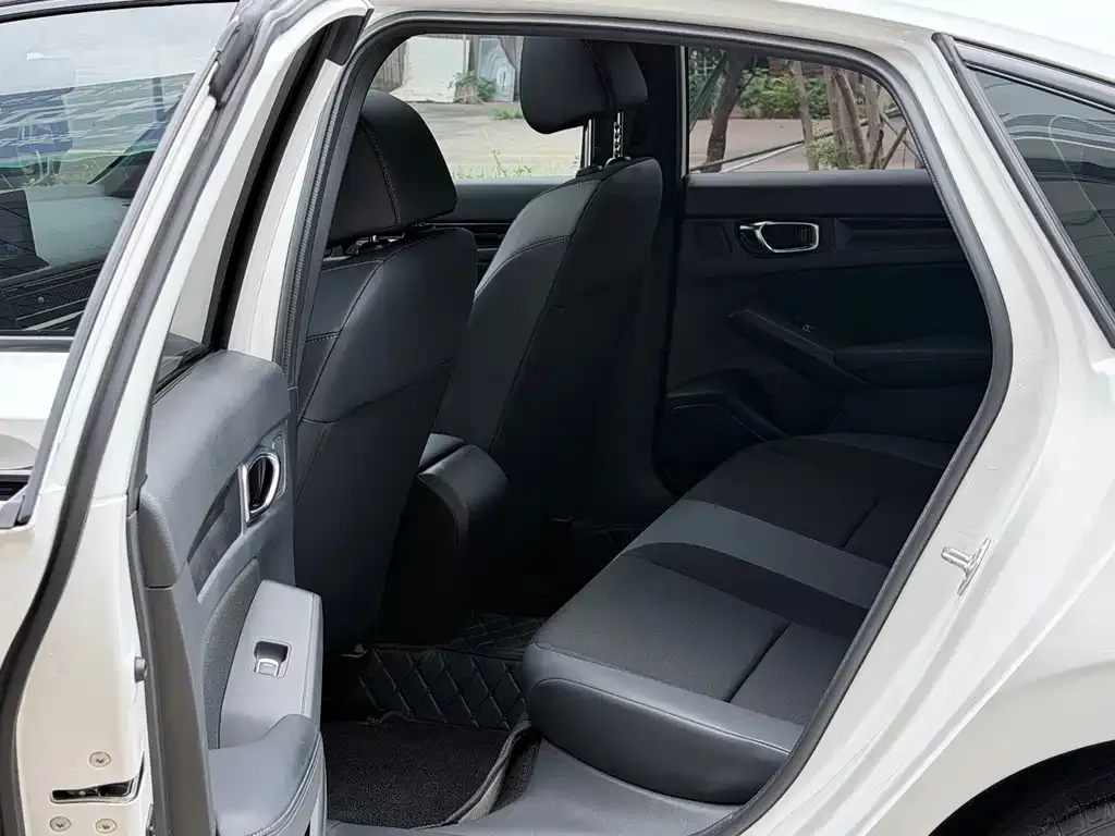 Honda Civic — фото 8