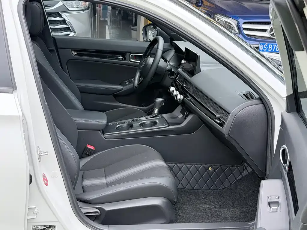 Honda Civic — фото 6