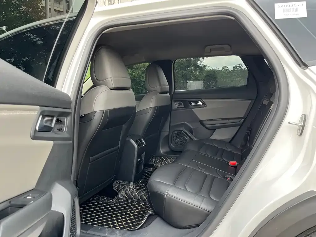 Citroen C5 X 2025 из CN, фото 5