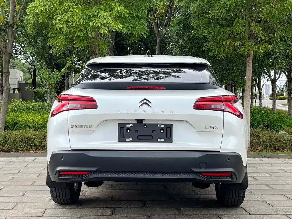 Citroen C5 X 2025 из CN, фото 7