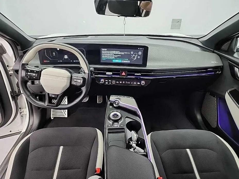 Kia EV6 — фото 9