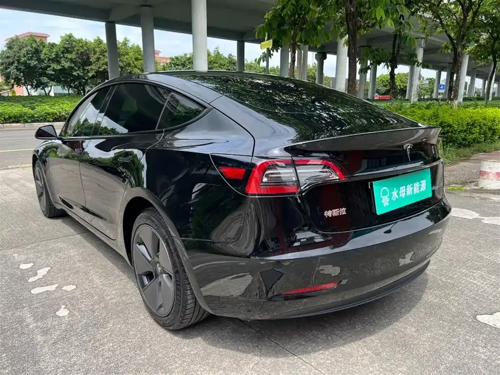 Tesla Model 3 — фото 6