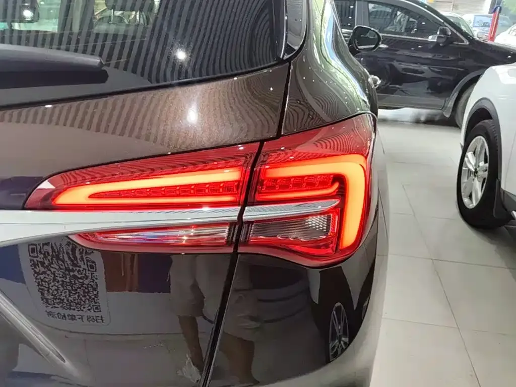 Buick Envision Plus 2021 из CN, фото 5