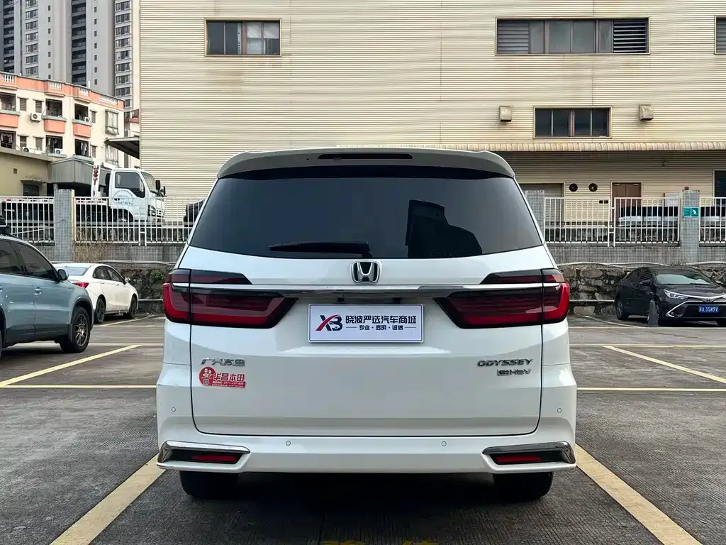 Honda Odyssey — фото 4