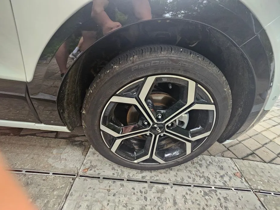 Kia Niro — фото 10